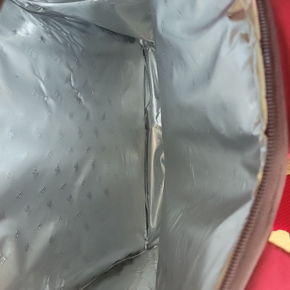 Red Envelope Picnic Backpack - Picture 12 of 12